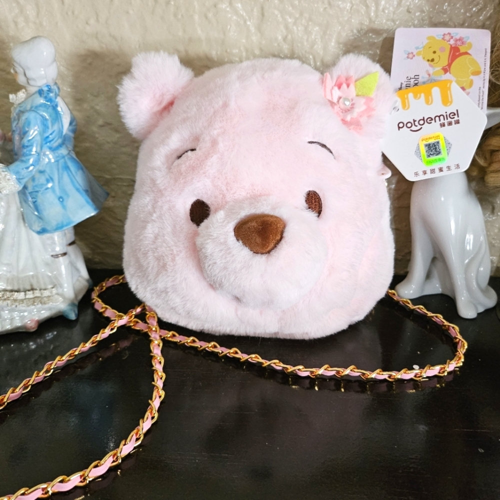 Winnie the Pooh Crossbody Tokyo Japan